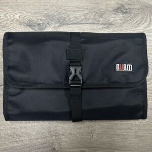 BUBM Travel Case - Aftermarket carry case for a Dyson AirWrap.